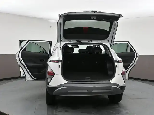2025 Hyundai Kona Preferred Trend Leather, Sunroof, Bluelink, He - Photo 57