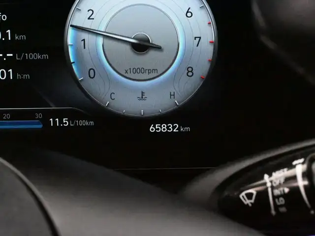 2023 Hyundai Elantra Preferred Tech Sunroof, Heated Seats/Wheel, - Photo 12