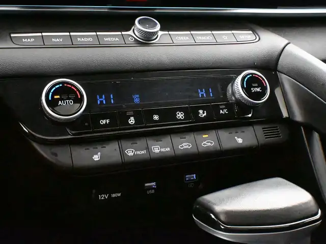 2023 Hyundai Elantra Preferred Tech Sunroof, Heated Seats/Wheel, - Photo 17