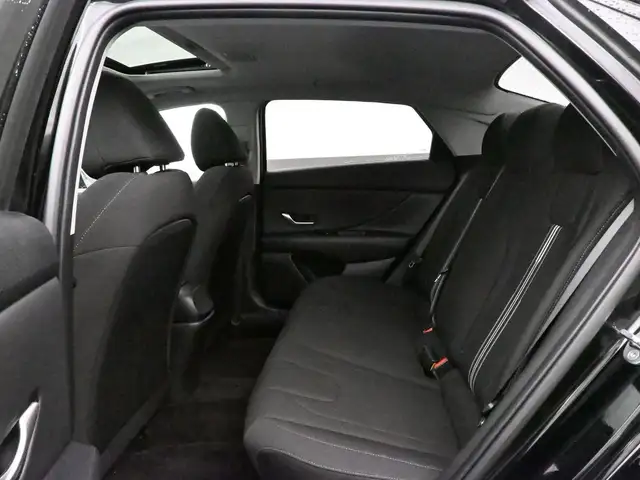 2023 Hyundai Elantra Preferred Tech Sunroof, Heated Seats/Wheel, - Photo 21