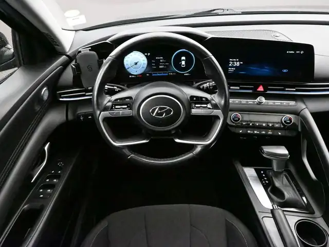 2023 Hyundai Elantra Preferred Tech Sunroof, Heated Seats/Wheel, - Photo 22