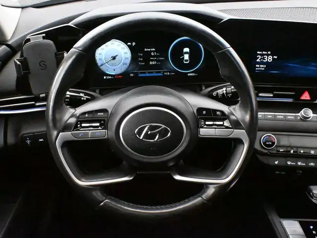 2023 Hyundai Elantra Preferred Tech Sunroof, Heated Seats/Wheel, - Photo 23