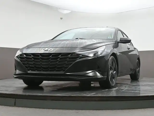 2023 Hyundai Elantra Preferred Tech Sunroof, Heated Seats/Wheel, - Photo 37