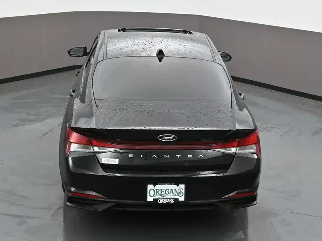 2023 Hyundai Elantra Preferred Tech Sunroof, Heated Seats/Wheel, - Photo 47