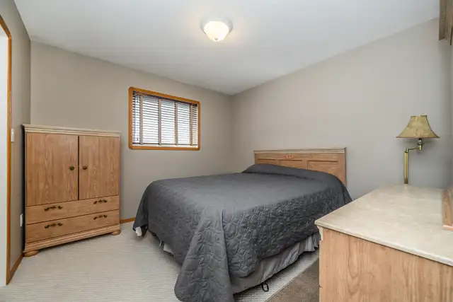 "This One Just Feels Right When You Walk In." - Photo 23