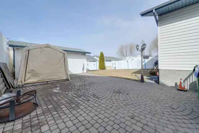 "This One Just Feels Right When You Walk In." - Photo 30