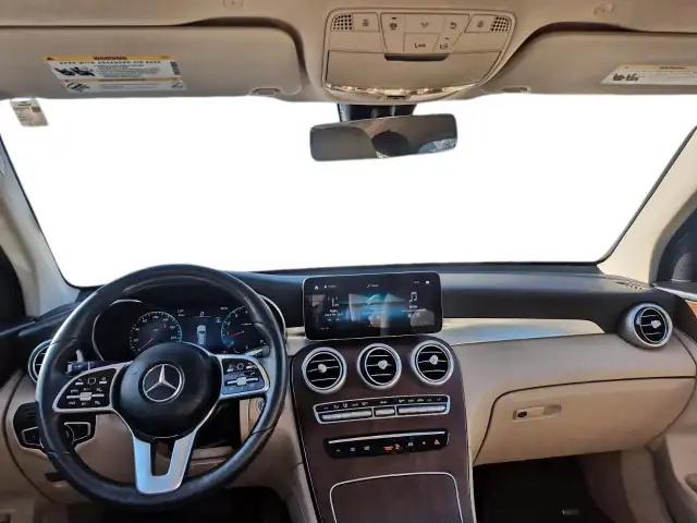 2021 Mercedes-Benz GLC 300 4Matic | Sunroof | Leather Seats - Photo 12