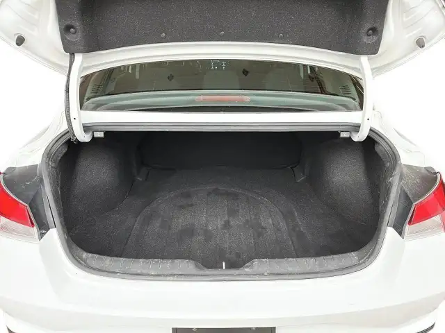 2021 Hyundai Elantra Preferred Preferred | Low Mileage | Lane... - Photo 8