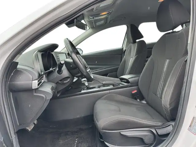 2021 Hyundai Elantra Preferred Preferred | Low Mileage | Lane... - Photo 10
