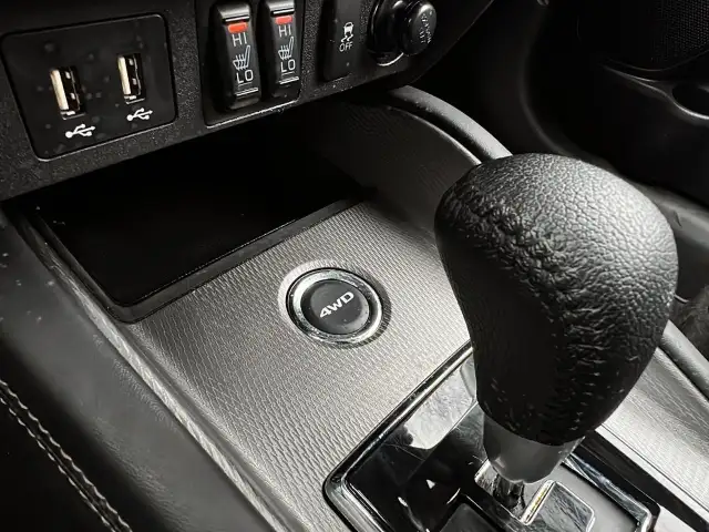 2024 Mitsubishi RVR SE SE | Heated Seats | Blind Spot - Photo 14