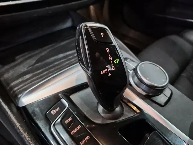 2023 BMW 530 i xDrive xDrive | Save $27,837 vs New - Photo 16