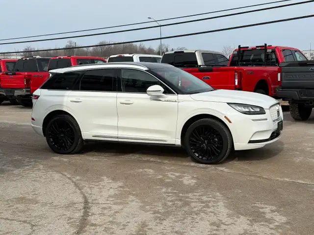 2023 Lincoln Corsair Reserve AWD