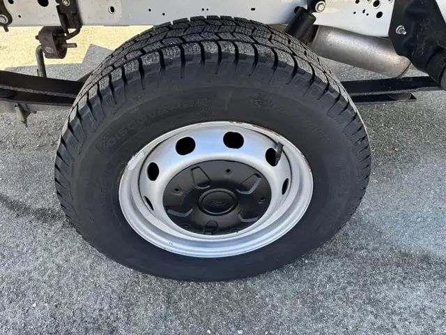 2024 Ford Transit 350 Cube 12 pieds - Photo 10