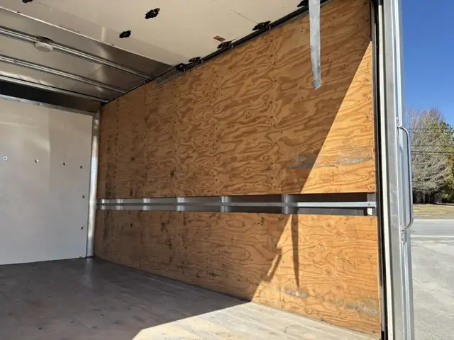 2024 Ford Transit 350 Cube 12 pieds - Photo 37