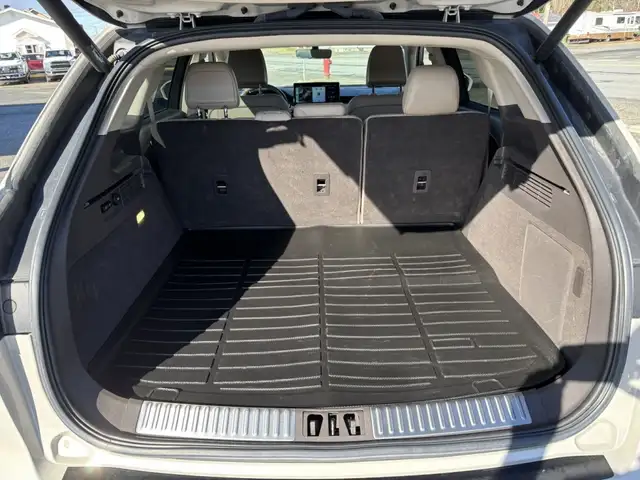 2022 Lincoln Nautilus Ultra - Photo 18