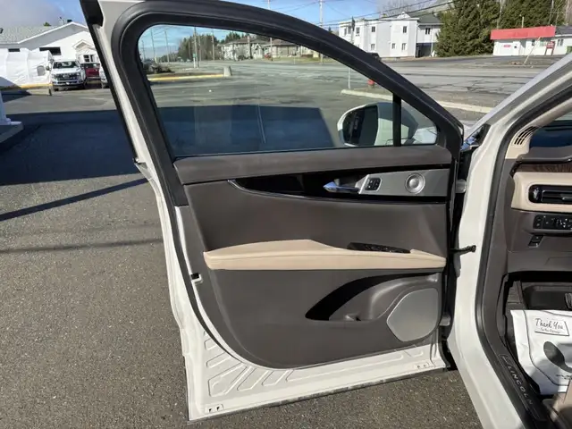 2022 Lincoln Nautilus Ultra - Photo 23