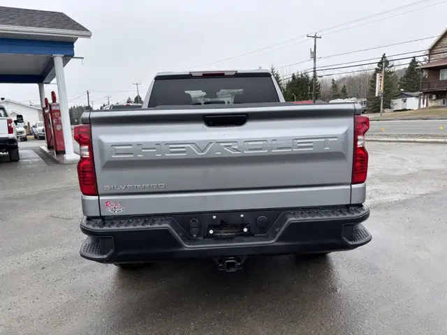 2024 Chevrolet Silverado 1500 WT, Crew Cab boite 6,5 - Photo 4