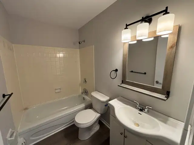 SPACIOUS TWO BEDROOM APARTMENT - COLE HARBOUR - Photo 7