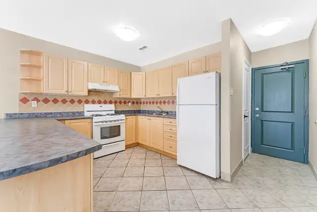 Baseline Court - 1 Junior for Rent in Ottawa