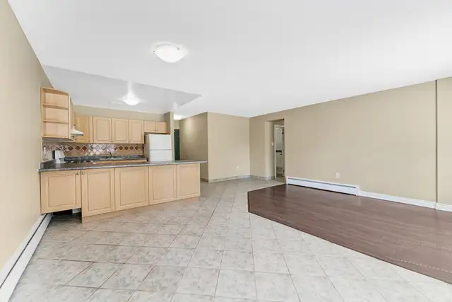 Baseline Court - 1 Junior for Rent in Ottawa - Photo 9