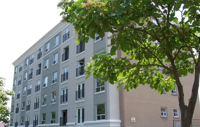 Baseline Court - 1 Junior for Rent in Ottawa - Photo 13