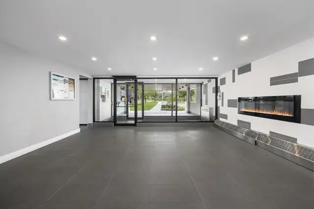 2 Bedroom Apartment for Rent - 1915 Martin Grove Rd - Photo 10