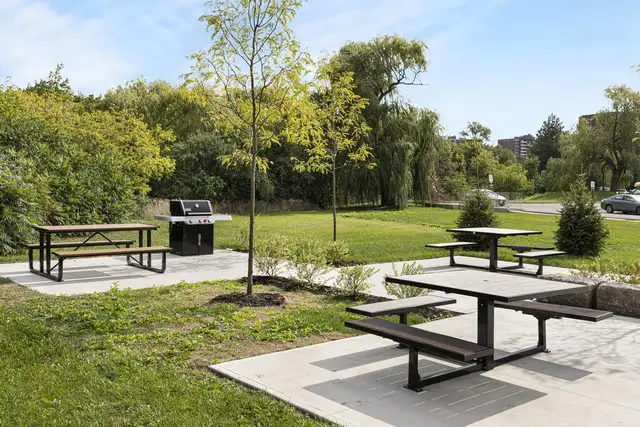 2 Bedroom Apartment for Rent - 1915 Martin Grove Rd - Photo 16