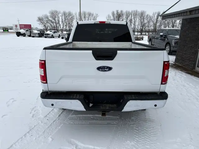 2019 Ford F-150 Crew Cab 4X4 XLT 5L - Rebuilt Title - Photo 6