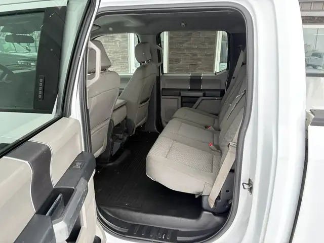 2019 Ford F-150 Crew Cab 4X4 XLT 5L - Rebuilt Title - Photo 13