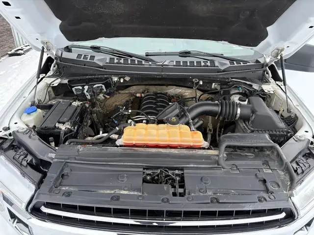 2019 Ford F-150 Crew Cab 4X4 XLT 5L - Rebuilt Title - Photo 19