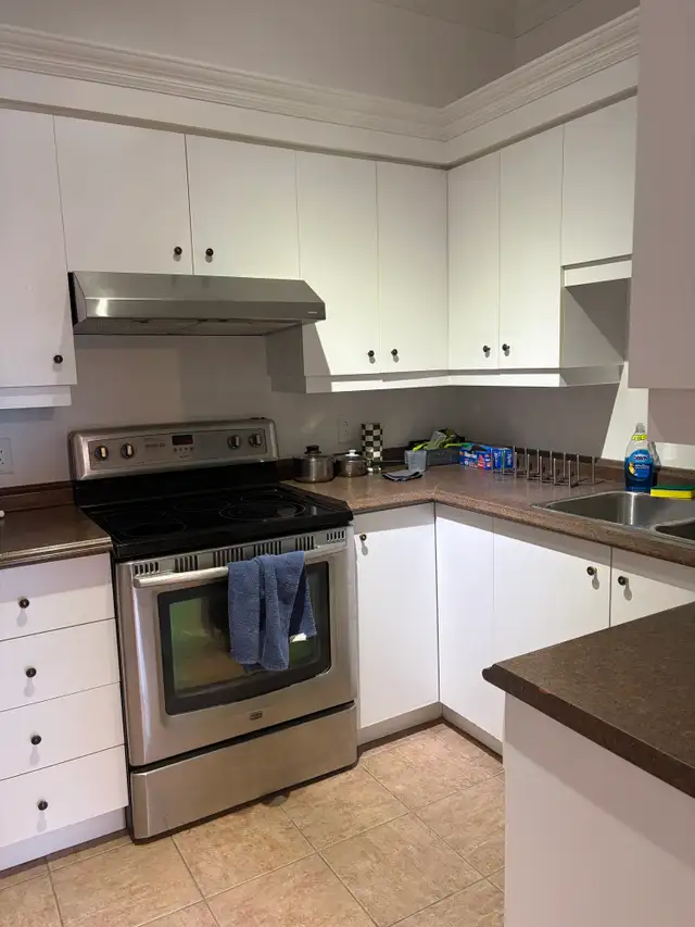 Superbe 3 1/2 style condo, Ste-Foy, Meublé, Juillet - Photo 7