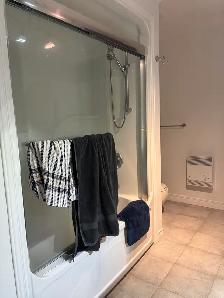 Superbe 3 1/2 style condo, Ste-Foy, Meublé, Juillet - Photo 9