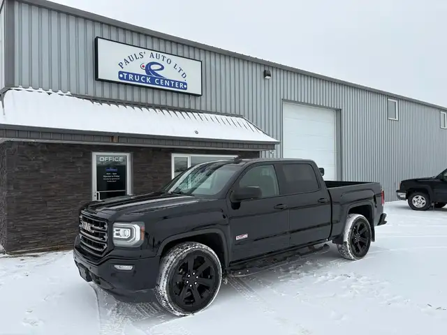 2017 GMC Sierra 1500 Crew Cab 4X4 All-Terrain 6.2L - Clean Title