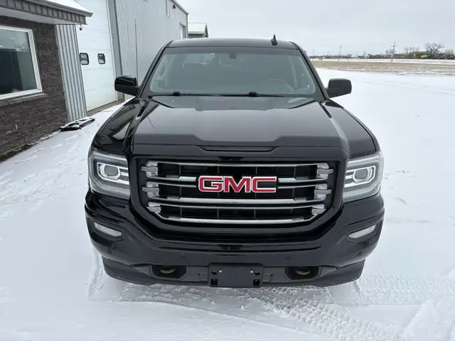 2017 GMC Sierra 1500 Crew Cab 4X4 All-Terrain 6.2L - Clean Title - Photo 5