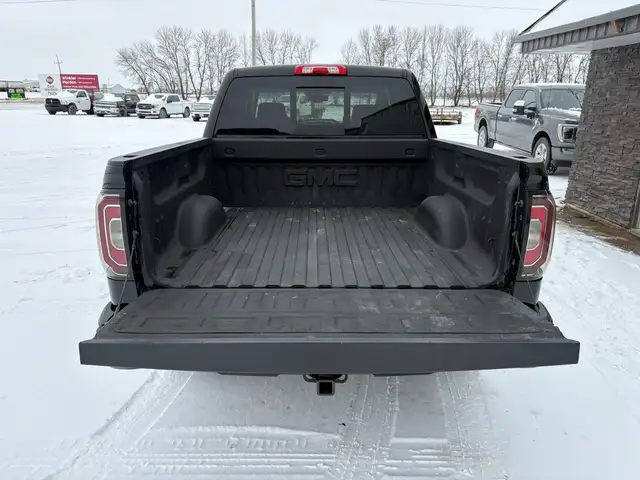 2017 GMC Sierra 1500 Crew Cab 4X4 All-Terrain 6.2L - Clean Title - Photo 7