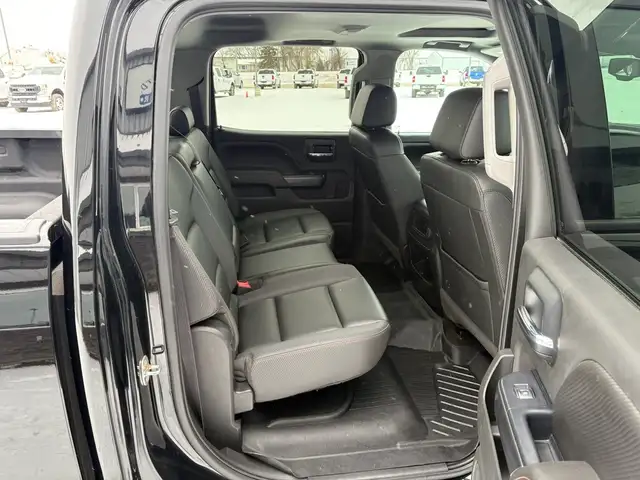 2017 GMC Sierra 1500 Crew Cab 4X4 All-Terrain 6.2L - Clean Title - Photo 15