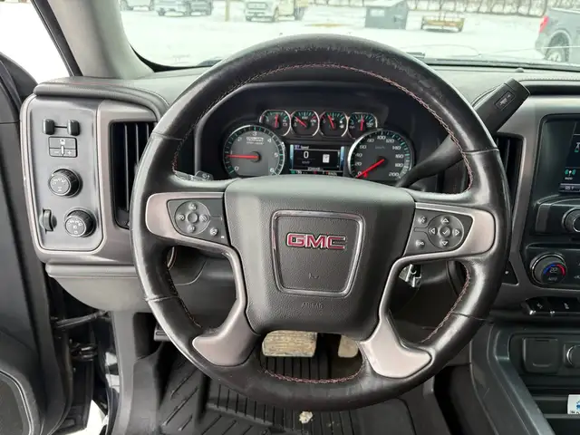 2017 GMC Sierra 1500 Crew Cab 4X4 All-Terrain 6.2L - Clean Title - Photo 17