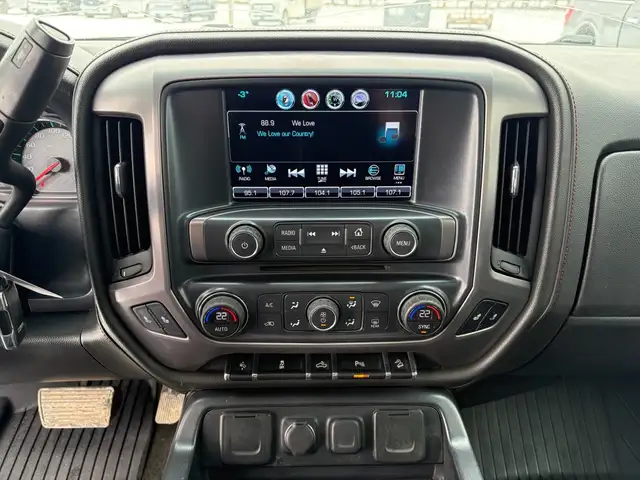 2017 GMC Sierra 1500 Crew Cab 4X4 All-Terrain 6.2L - Clean Title - Photo 18