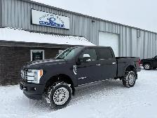 2019 Ford F-350 Crew Cab 4X4 Platinum 6.7L - Rebuilt Title