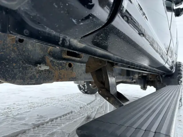 2019 Ford F-350 Crew Cab 4X4 Platinum 6.7L - Rebuilt Title - Photo 8