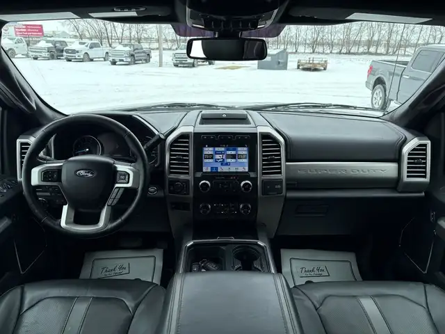 2019 Ford F-350 Crew Cab 4X4 Platinum 6.7L - Rebuilt Title - Photo 11