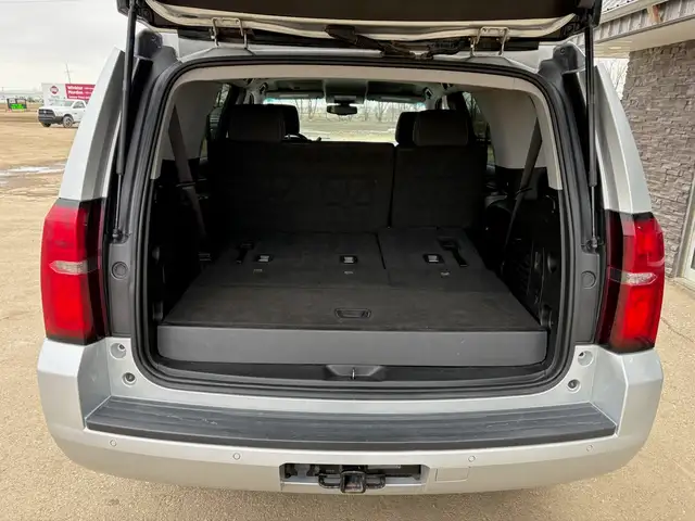 2019 Chevrolet Tahoe 4x4 LS 5.3L - Rebuilt Title - Photo 7