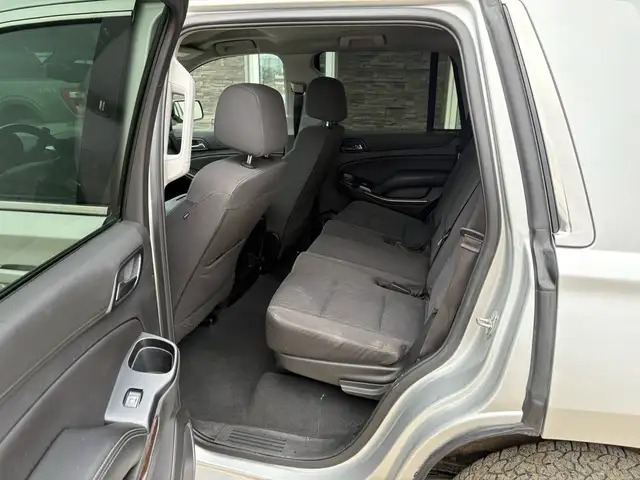 2019 Chevrolet Tahoe 4x4 LS 5.3L - Rebuilt Title - Photo 13