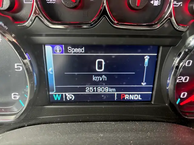 2019 Chevrolet Tahoe 4x4 LS 5.3L - Rebuilt Title - Photo 20