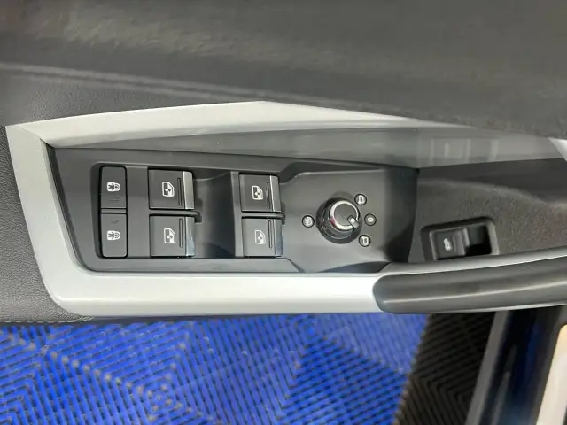 2020 Audi Q3 - Photo 11