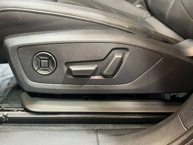 2020 Audi Q3 - Photo 15