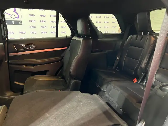 2019 Ford Explorer - Photo 16