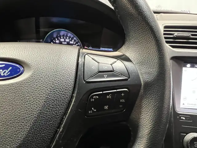 2019 Ford Explorer - Photo 21