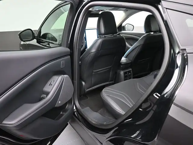 2022 Ford Mustang Mach-E - Photo 19