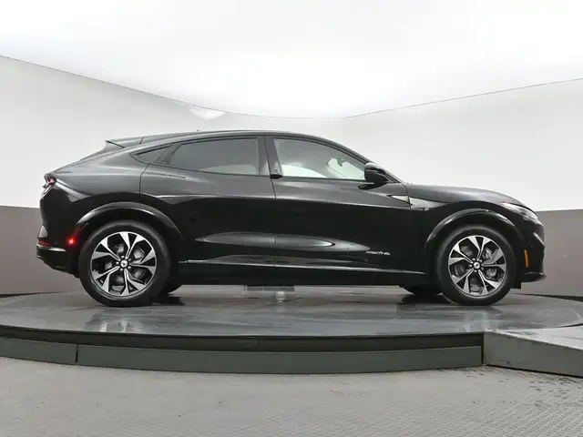 2022 Ford Mustang Mach-E - Photo 39